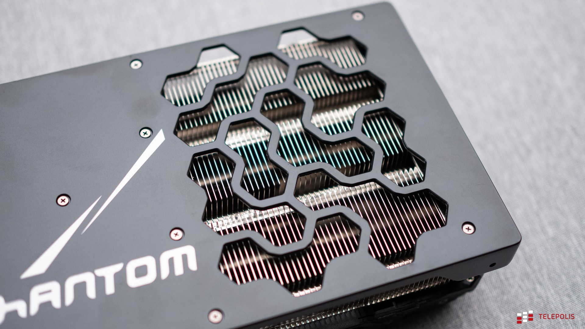 Test GeForce RTX 3090 Ti. Potwór w każdym tego słowa znaczeniu