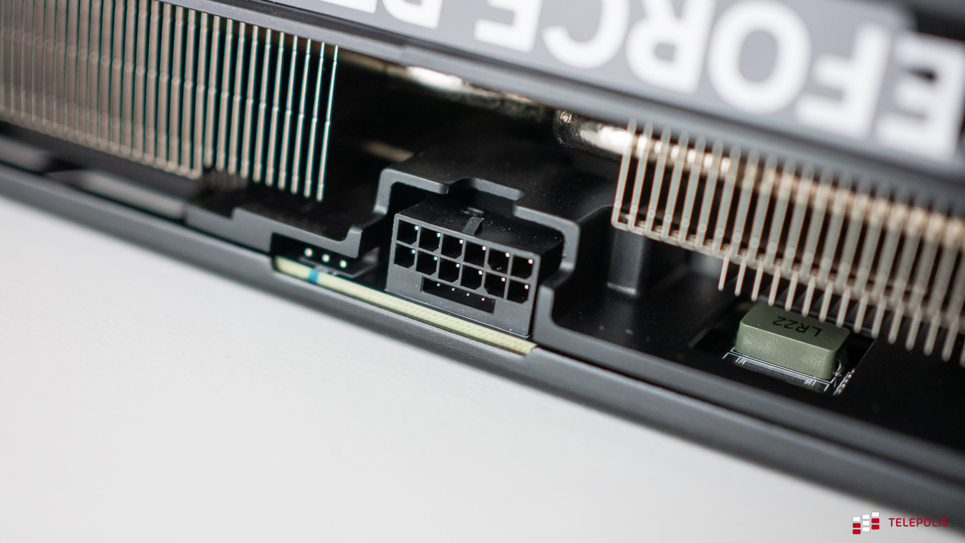 Cena skandal, ale moc petarda. GeForce RTX 4070 Ti – test