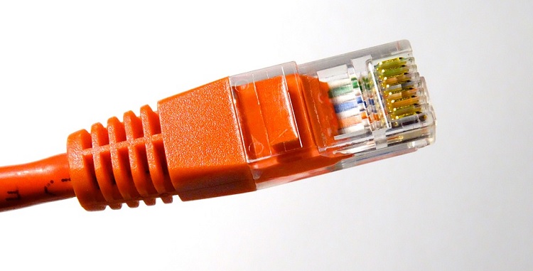 PIKE krytycznie o decyzji UKE w sprawie dostępu do kabli telekomunikacyjnych