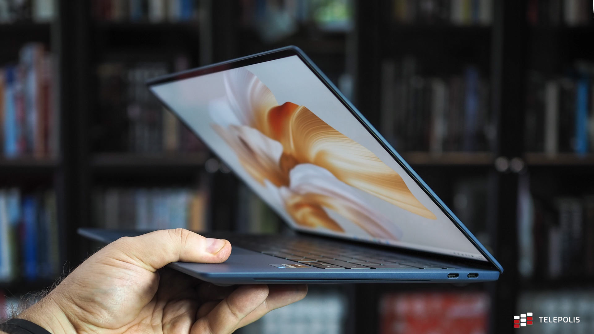 Huawei MateBook X Pro – prawie doskonały towarzysz biznesmena