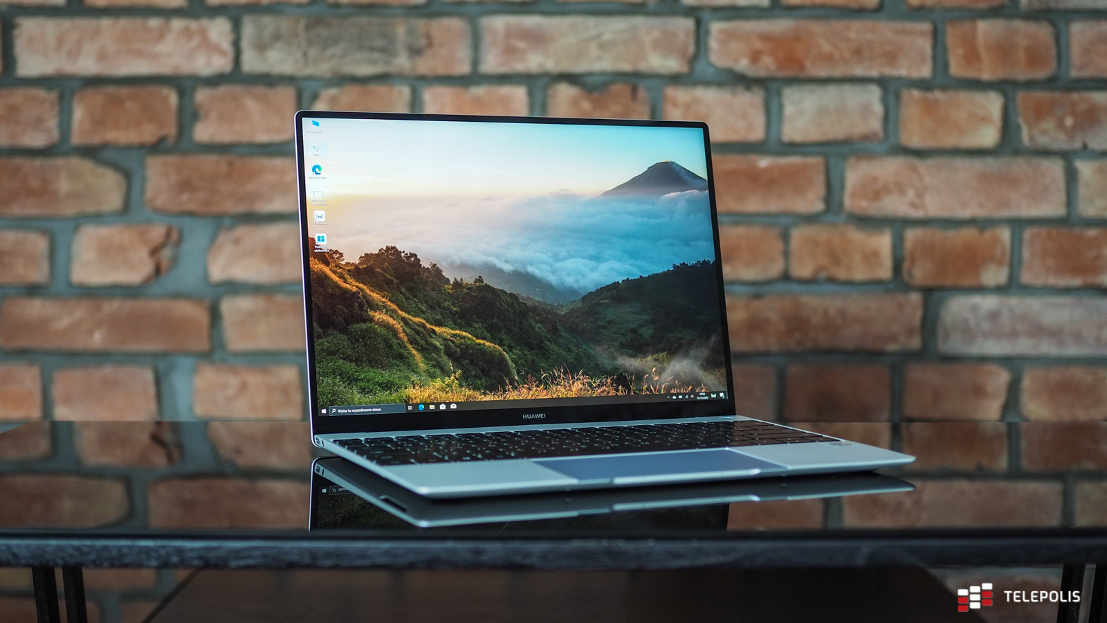 Huawei MateBook X - mały i lekki laptop, który wszędzie zabierzesz ze sobą
