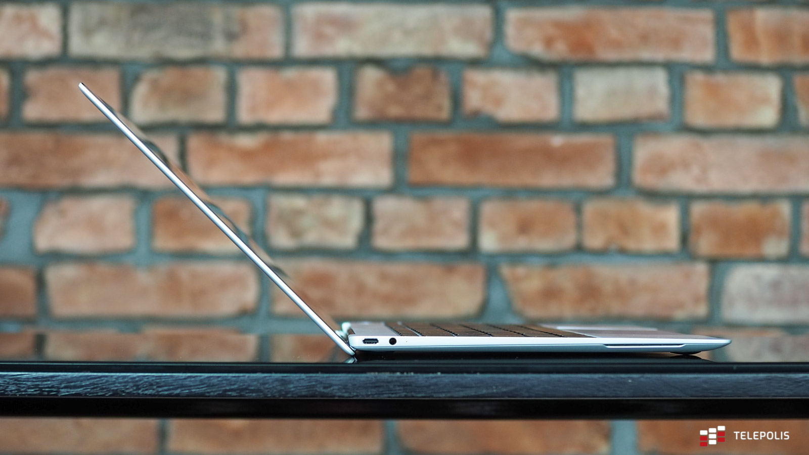 Huawei MateBook X - mały i lekki laptop, który wszędzie zabierzesz ze sobą