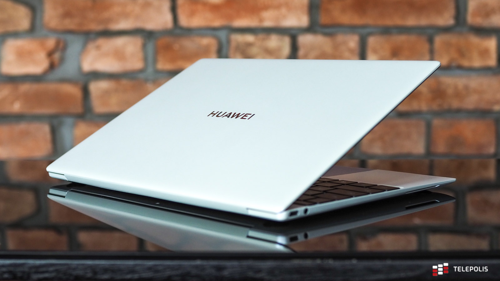 Huawei MateBook X - mały i lekki laptop, który wszędzie zabierzesz ze sobą