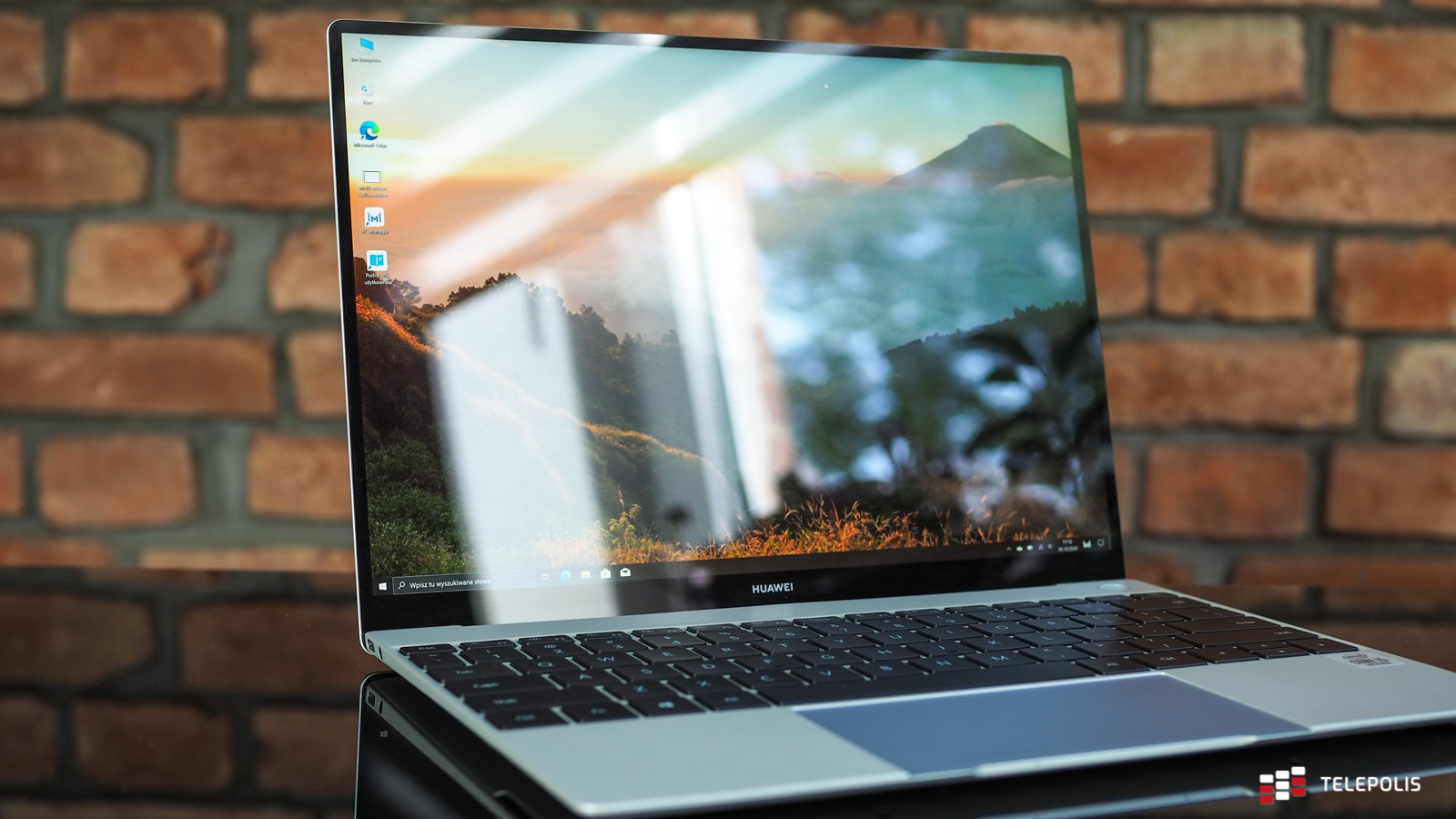 Huawei MateBook X - mały i lekki laptop, który wszędzie zabierzesz ze sobą