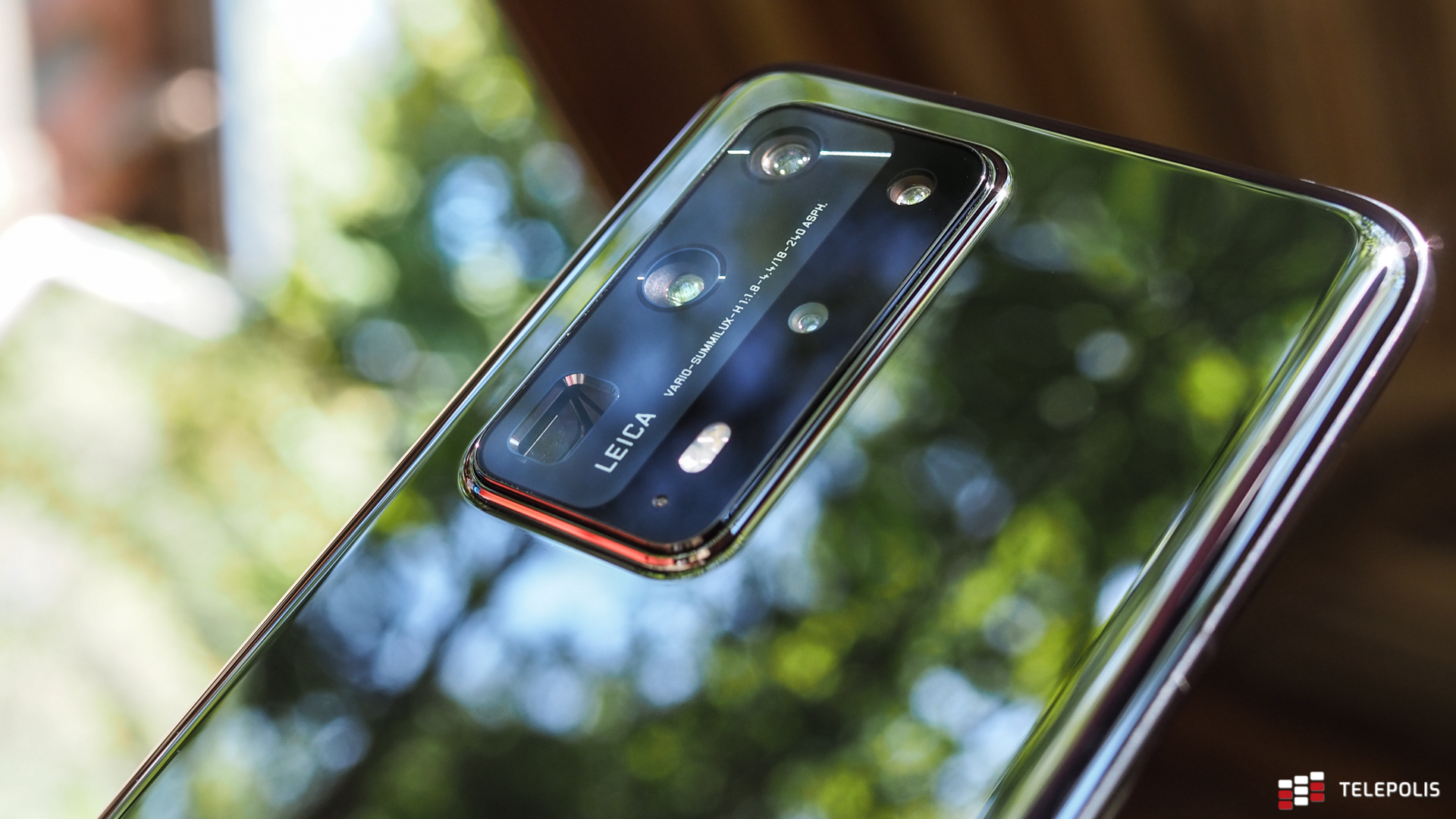 Huawei P40 Pro+ - cyfrowy aparat fotograficzny z funkcją smartfonu