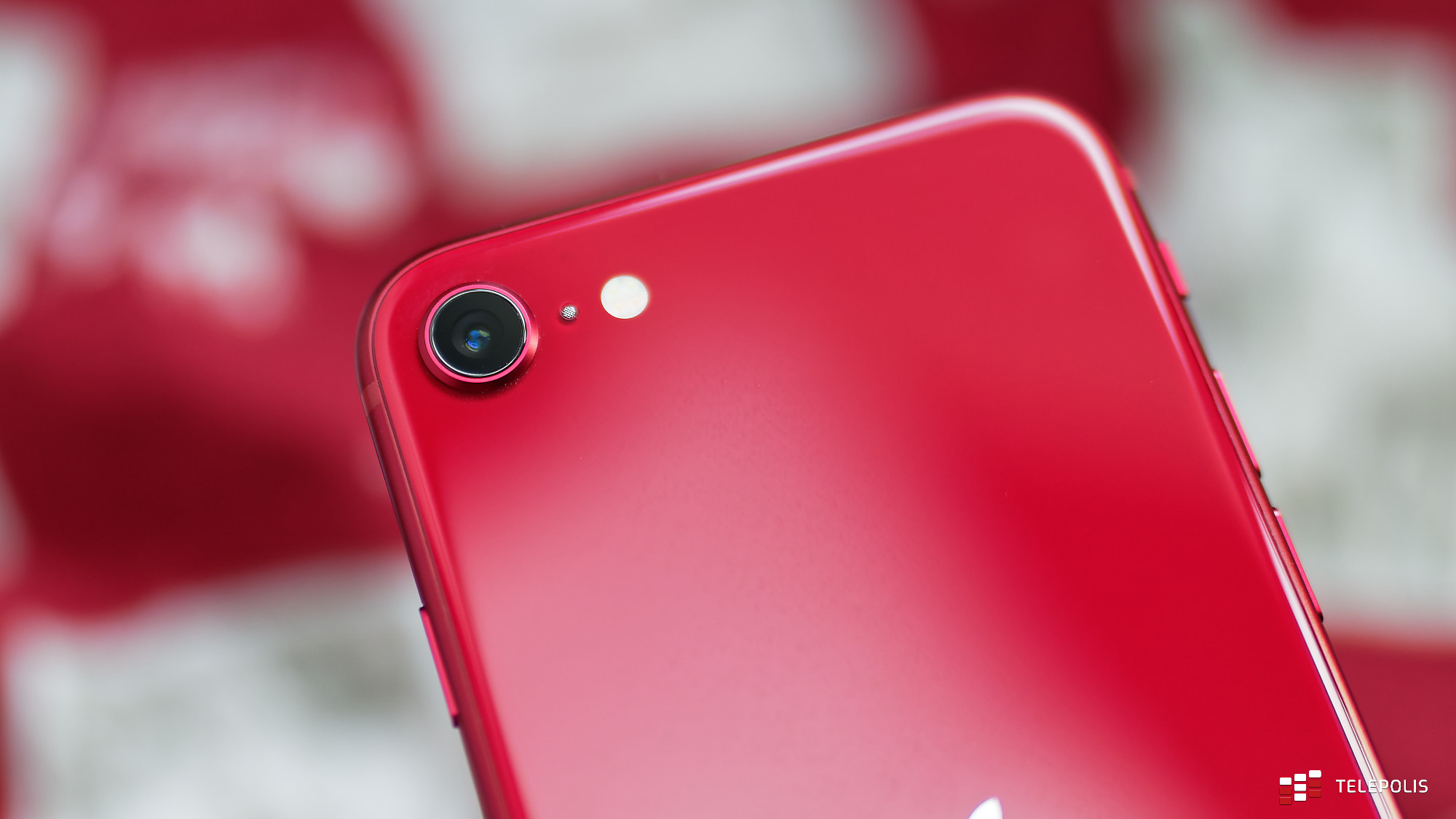 iPhone SE 2022 wygląda żałośnie, ale w niczym to nie przeszkadza