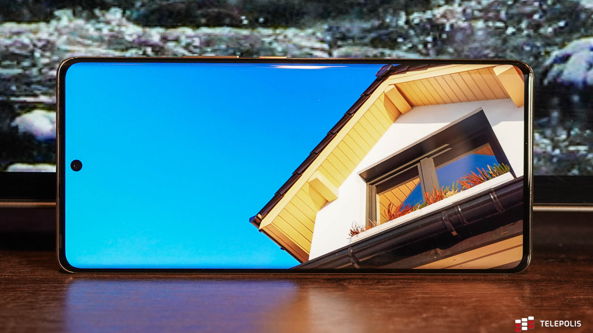 Infinix Zero 30 5G dobrze wygląda i robi świetne zdjęcia (test)