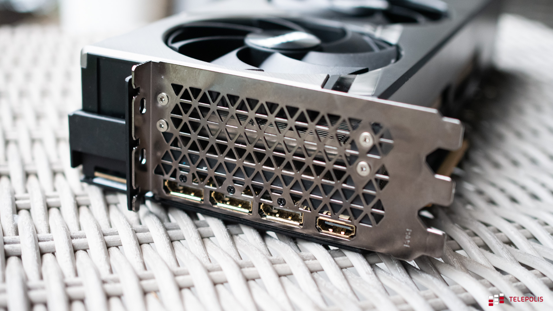 Test Inno3D GeForce RTX 4090 X3 OC - dobra cena, świetna wydajność i cisza