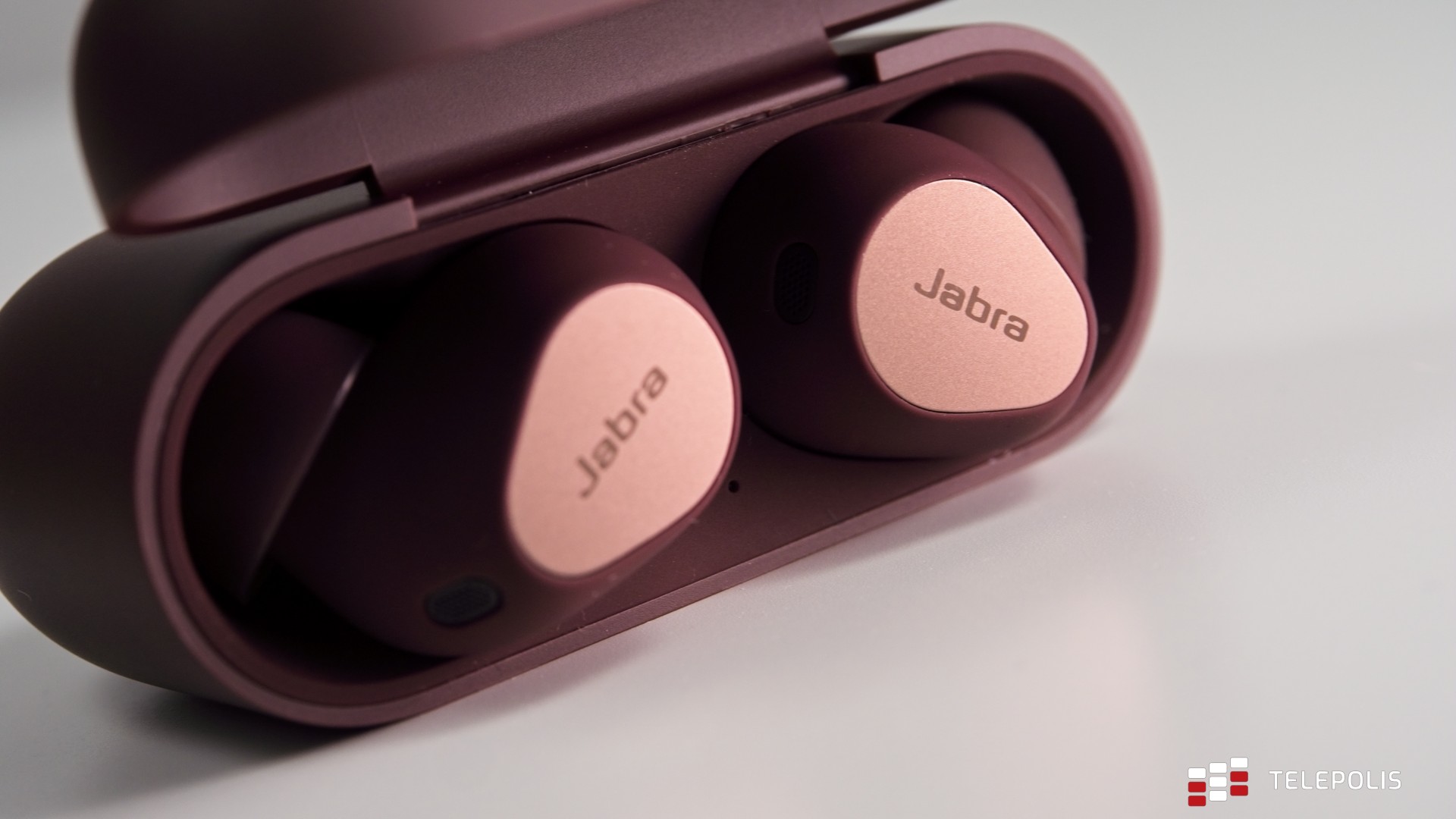 Pokochałbym te słuchawki, gdyby nie jeden detal. Test Jabra Elite 10
