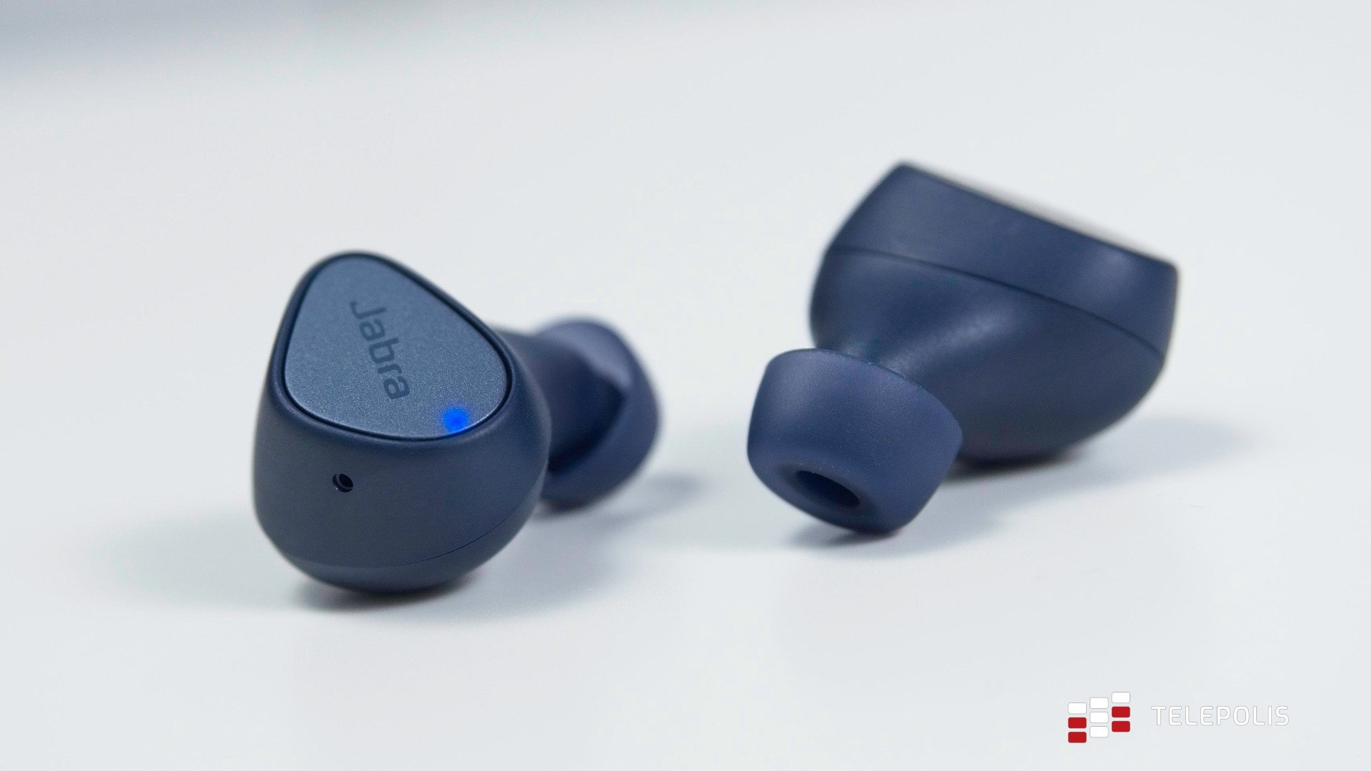 Jabra Elite 4 - tańsze słuchawki nie mają sensu (test)