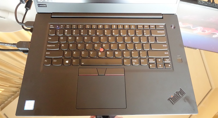 Polska premiera nowych laptopów Lenovo. Nowe urządzenia konsumenckie oraz rozwiązania dla biznesu