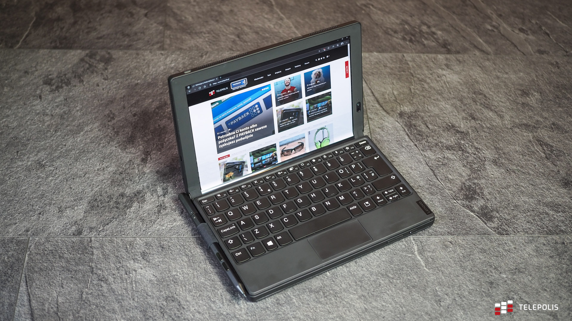 Lenovo ThinkPad X1 Fold – mały laptop, który daje mnóstwo funu
