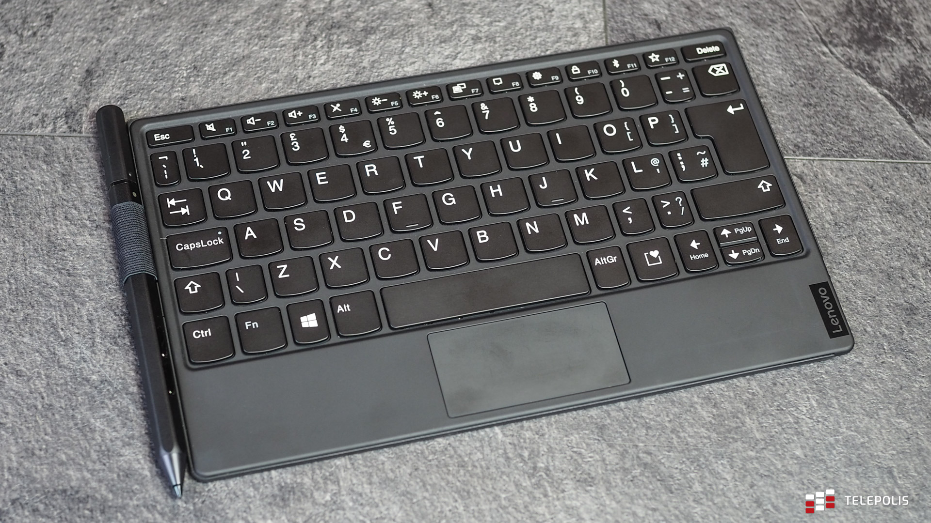 Lenovo ThinkPad X1 Fold – mały laptop, który daje mnóstwo funu