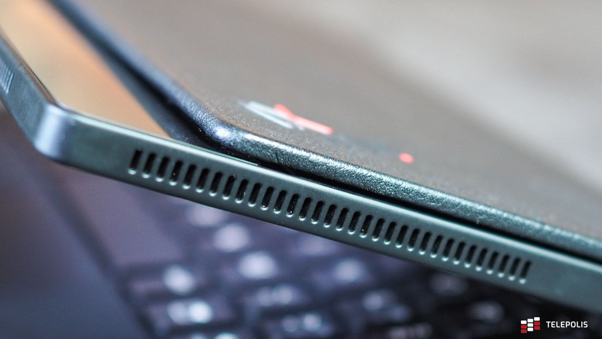 Lenovo ThinkPad X1 Fold – mały laptop, który daje mnóstwo funu