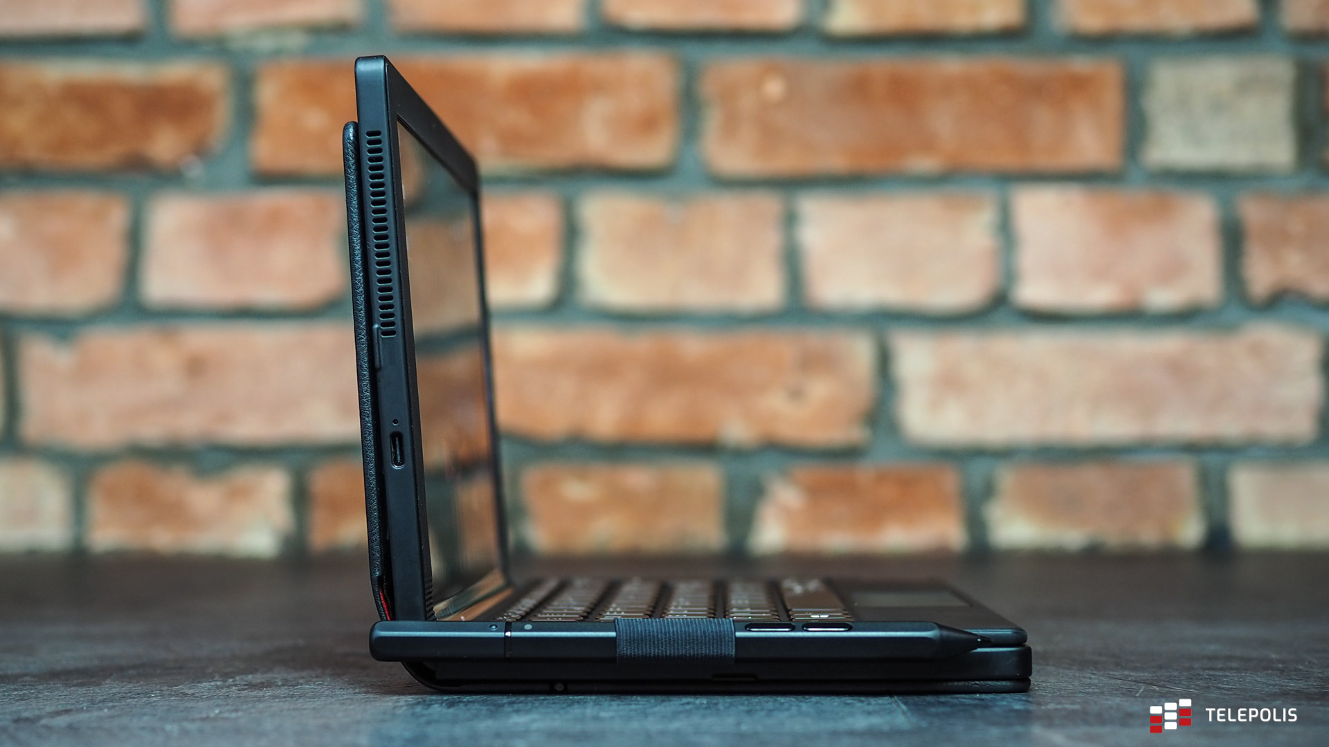 Lenovo ThinkPad X1 Fold – mały laptop, który daje mnóstwo funu