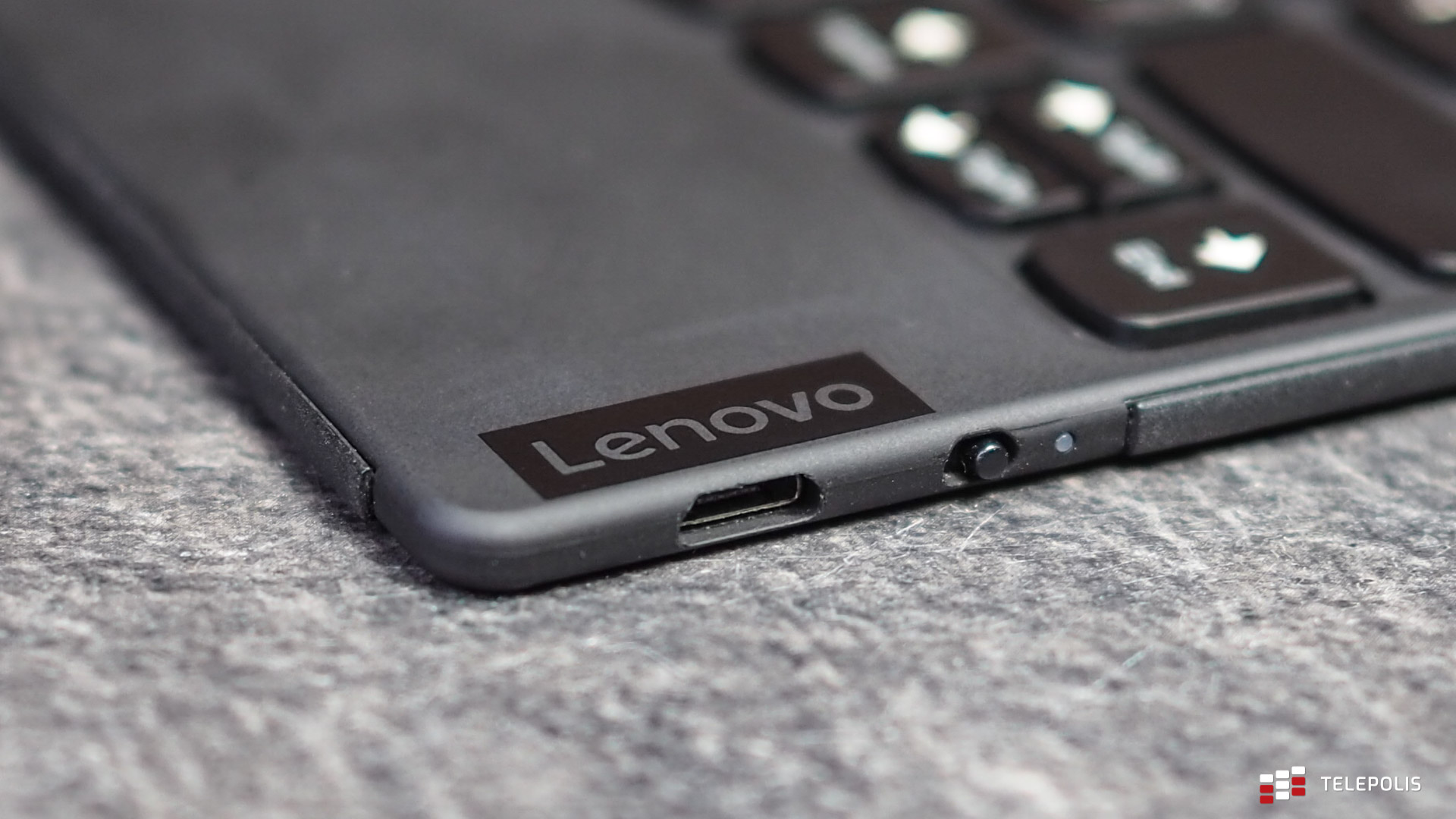 Lenovo ThinkPad X1 Fold – mały laptop, który daje mnóstwo funu