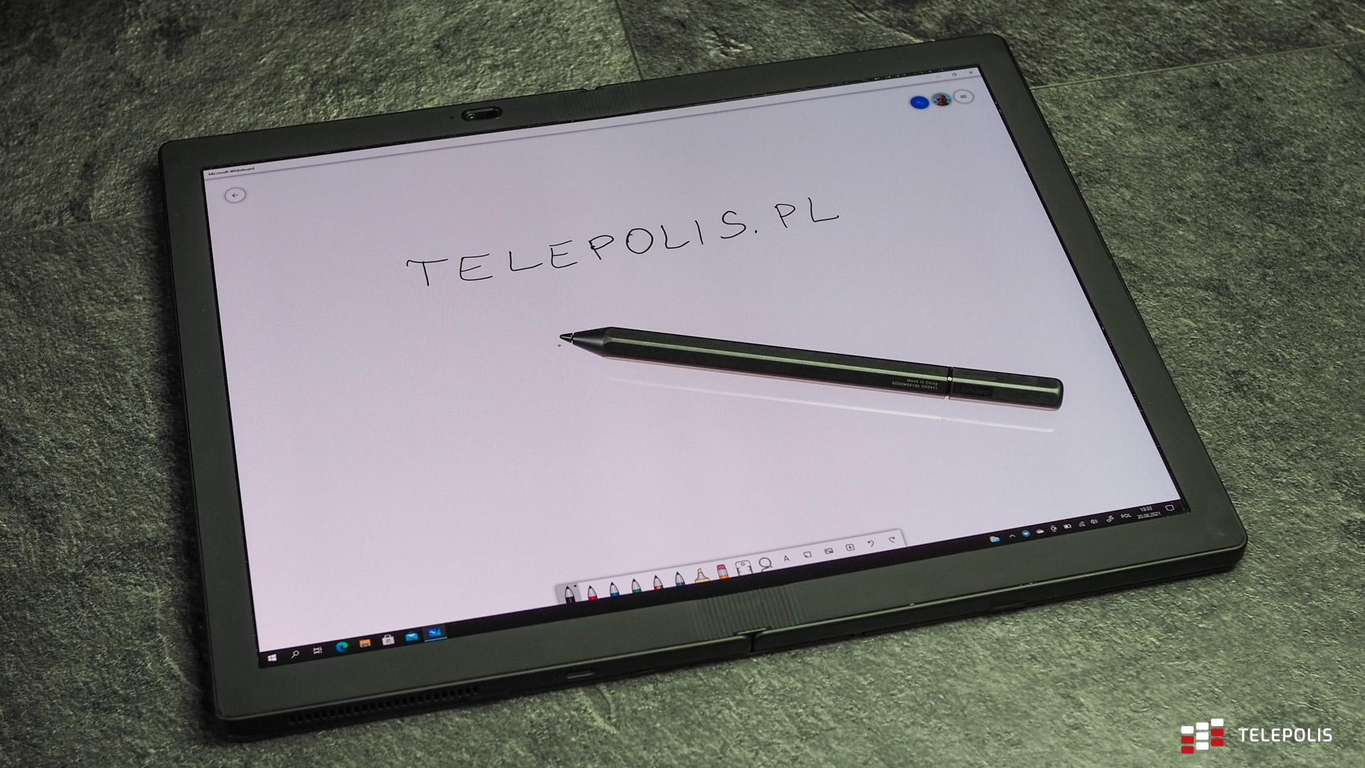 Lenovo ThinkPad X1 Fold – mały laptop, który daje mnóstwo funu