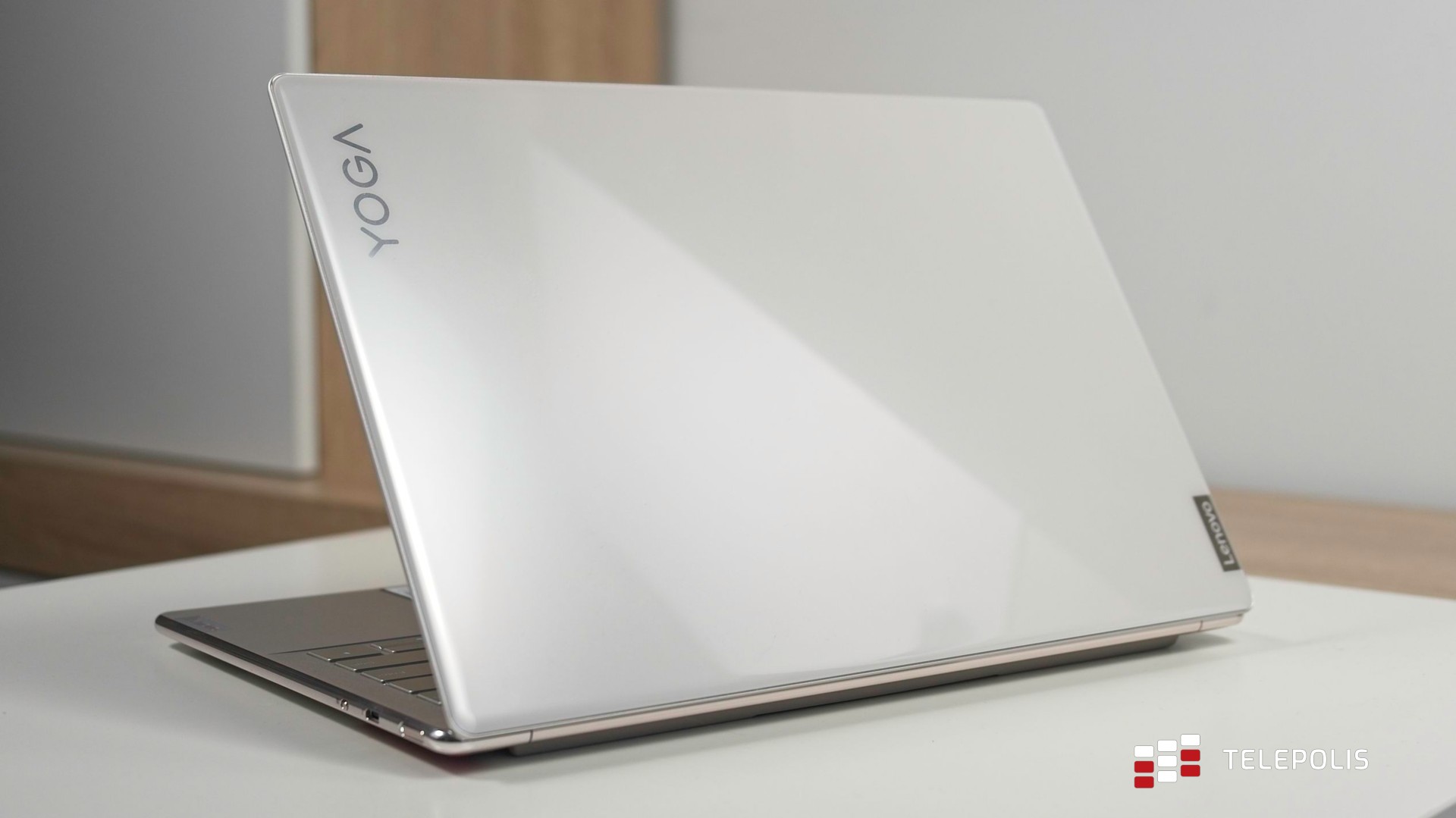 Przez ten ekran chcę wywalić telewizor. Laptop wystarczy (test)