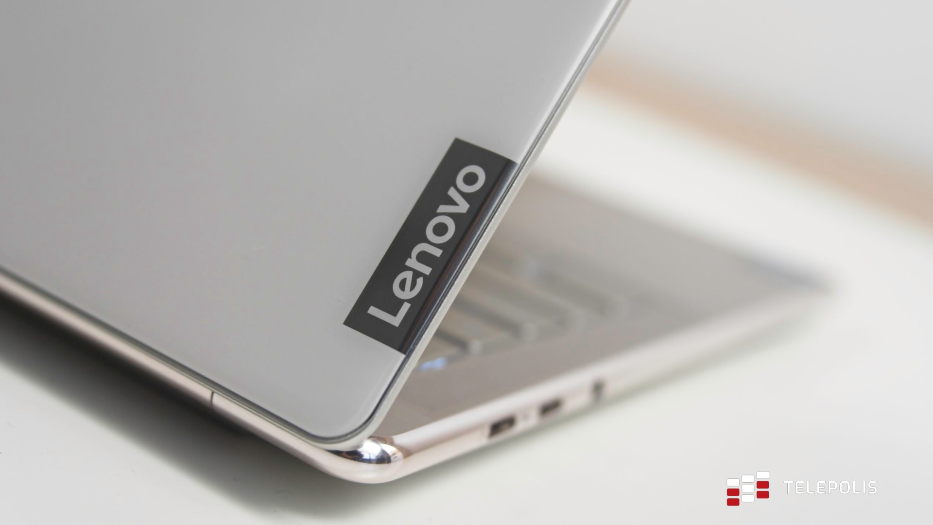 Przez ten ekran chcę wywalić telewizor. Laptop wystarczy (test)