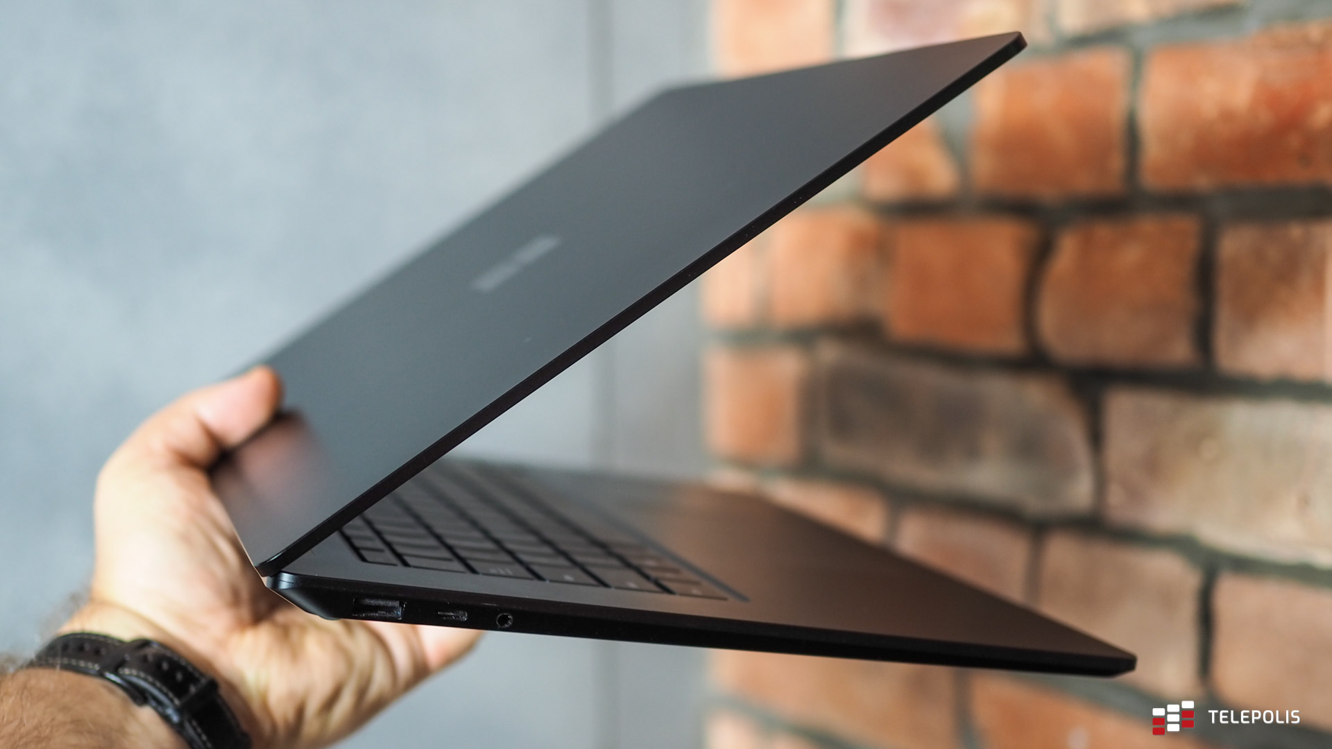 Microsoft Surface Laptop 4 15" – stylowy komputer do pracy, nauki i multimediów