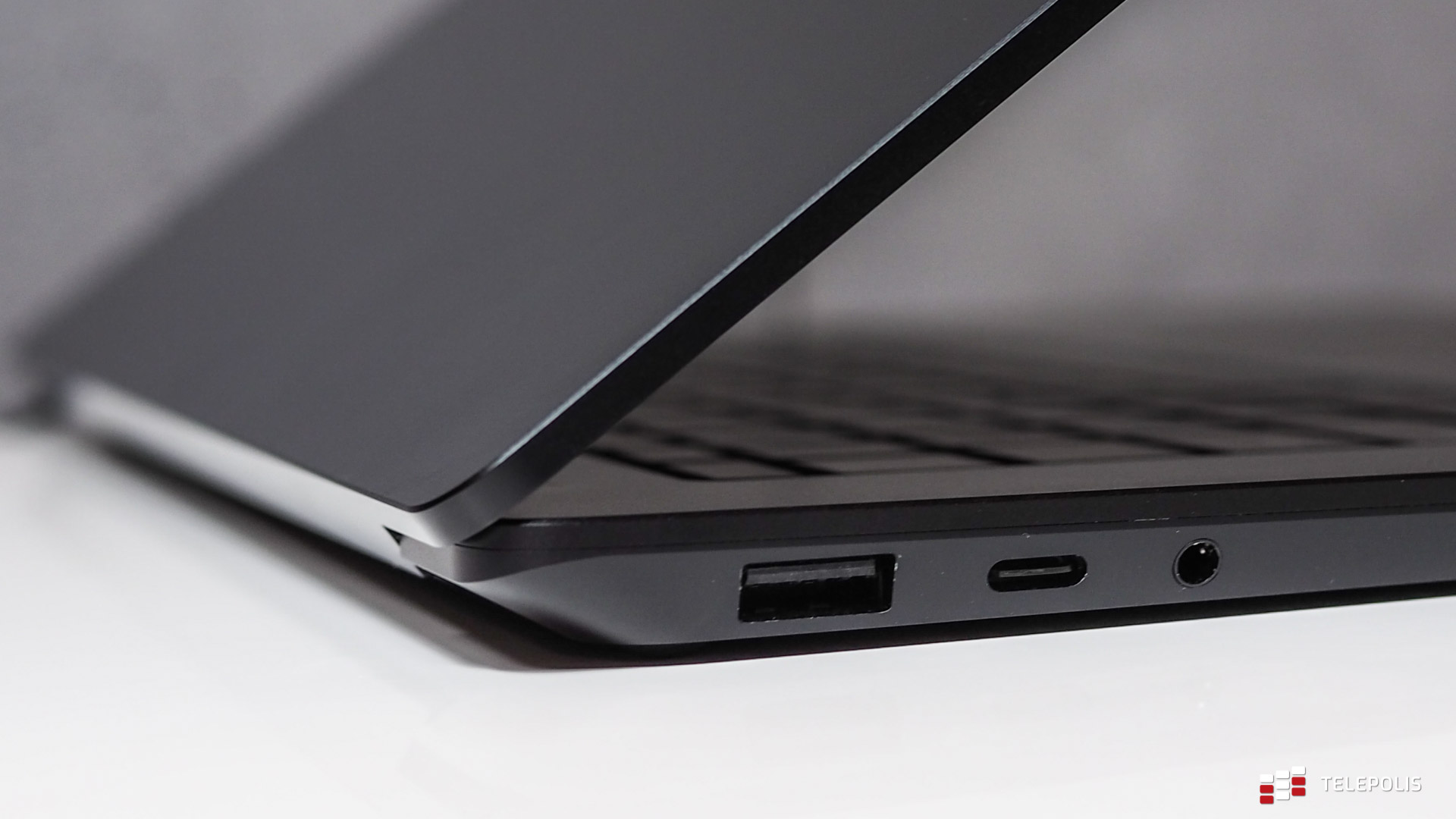 Microsoft Surface Laptop 4 15" – stylowy komputer do pracy, nauki i multimediów