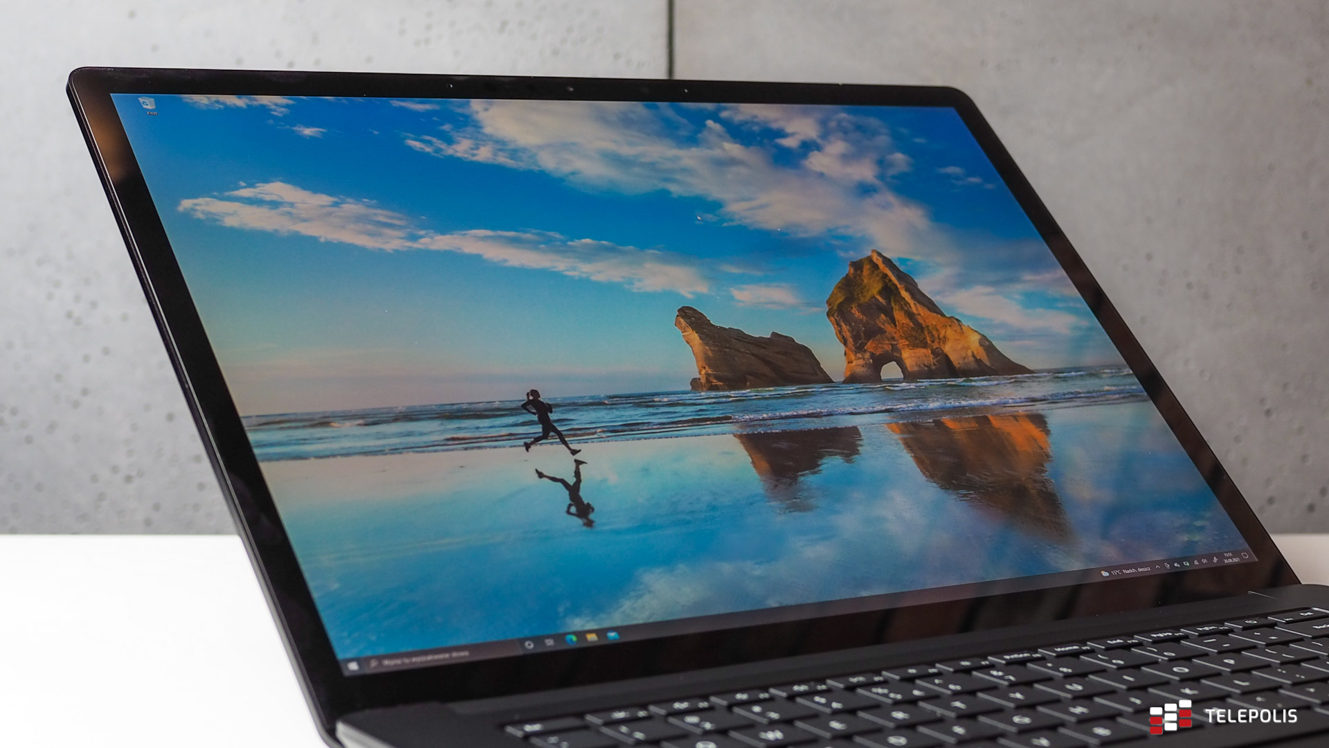 Microsoft Surface Laptop 4 15" – stylowy komputer do pracy, nauki i multimediów