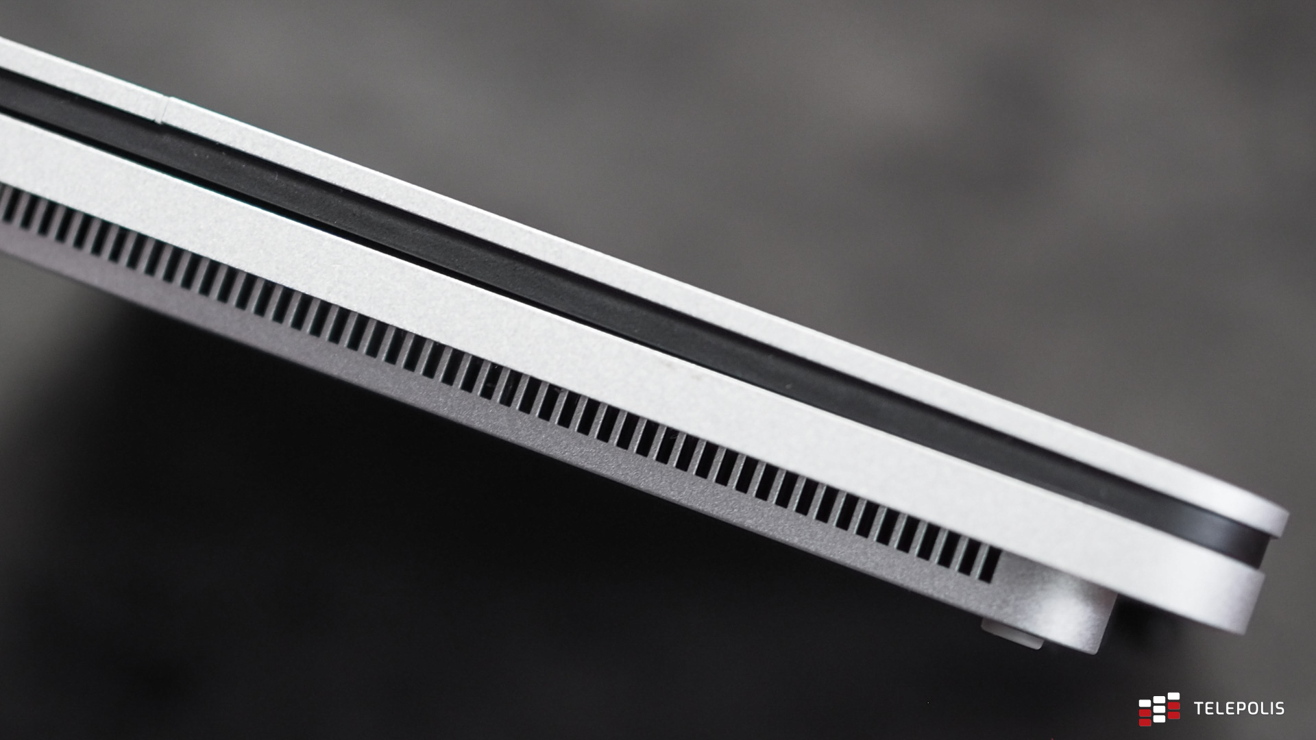 Microsoft stworzył laptop niemal doskonały. Można się zakochać