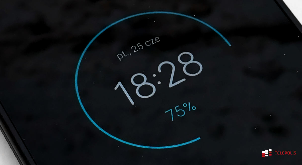 Motorola Defy – powrót wzmocnionego telefonu do zadań specjalnych. Czy udany?