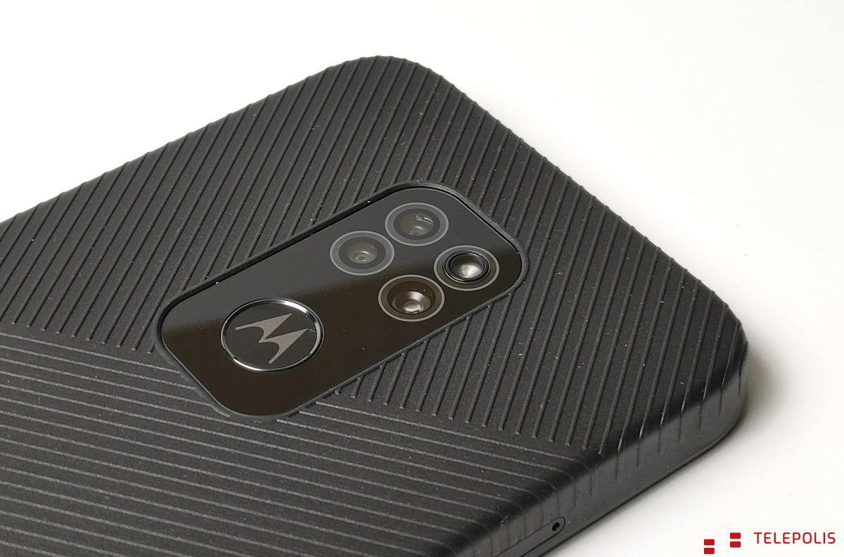 Motorola Defy – powrót wzmocnionego telefonu do zadań specjalnych. Czy udany?