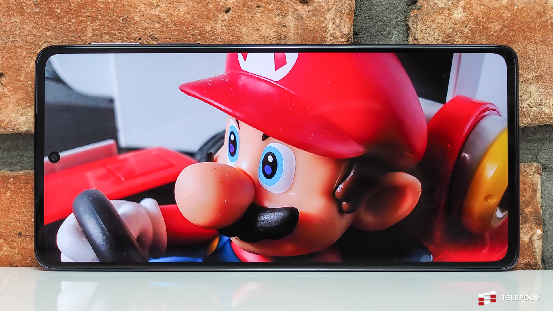 Motorola Edge 30 Pro – mistrz wydajności w rozsądnej cenie (test)