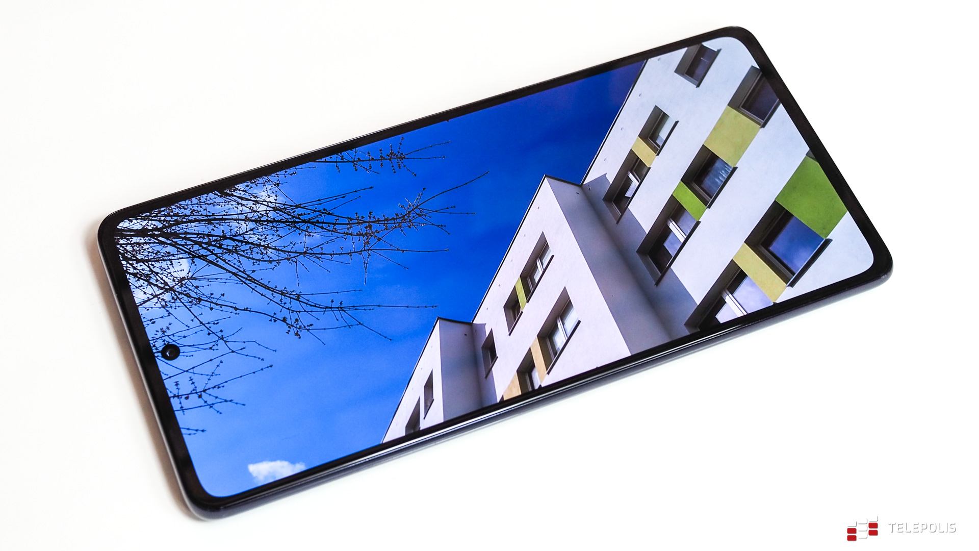 Motorola Edge 30 Pro – mistrz wydajności w rozsądnej cenie (test)