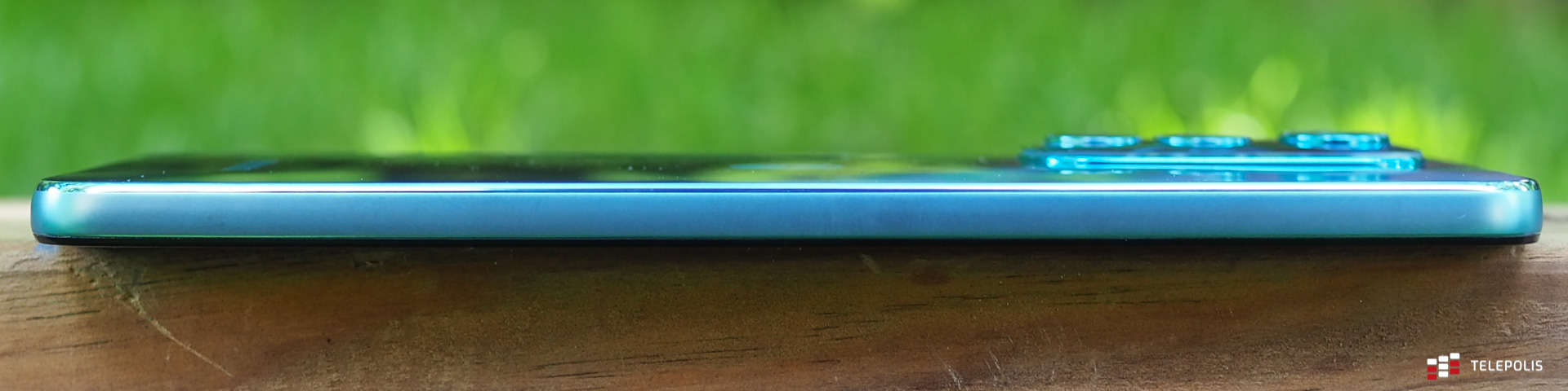 Motorola Edge 30 – smukły i lekki telefon o świetnym wyposażeniu