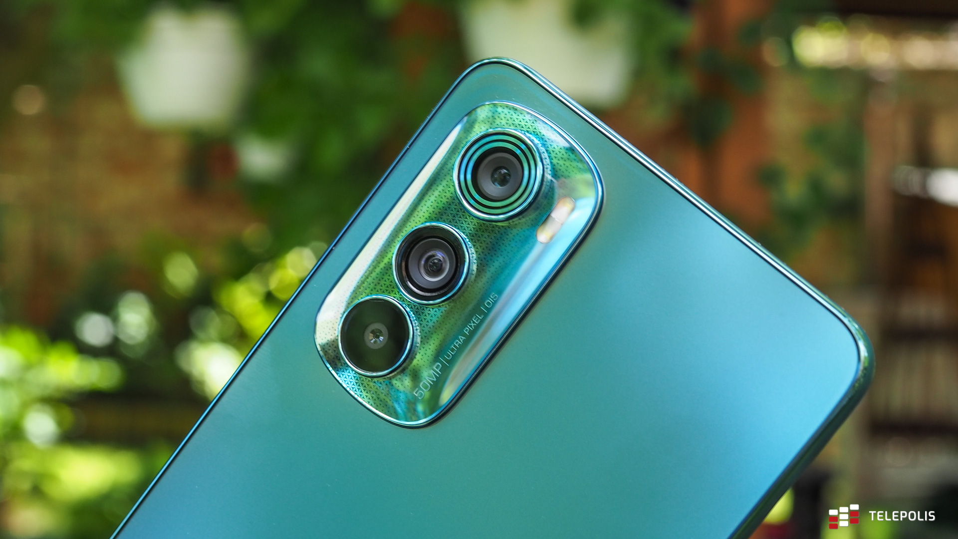 Motorola Edge 30 – smukły i lekki telefon o świetnym wyposażeniu