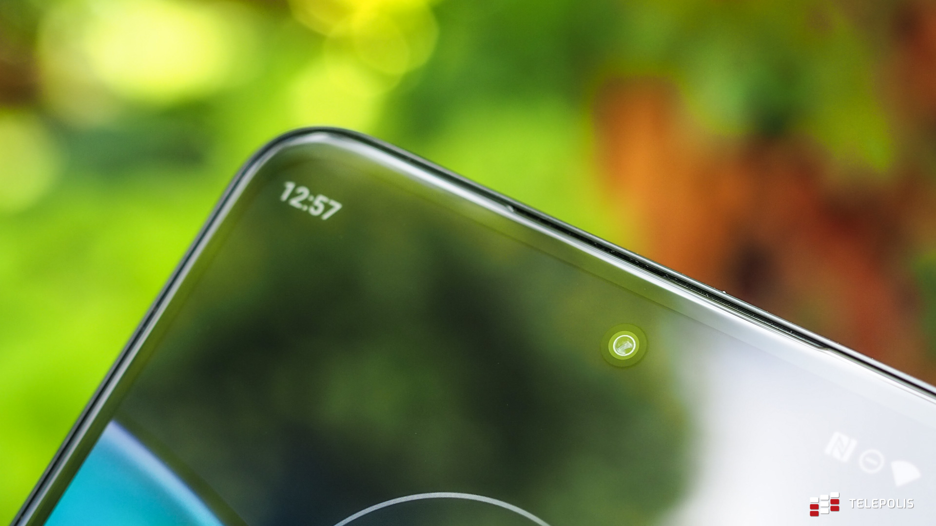 Motorola Edge 30 – smukły i lekki telefon o świetnym wyposażeniu