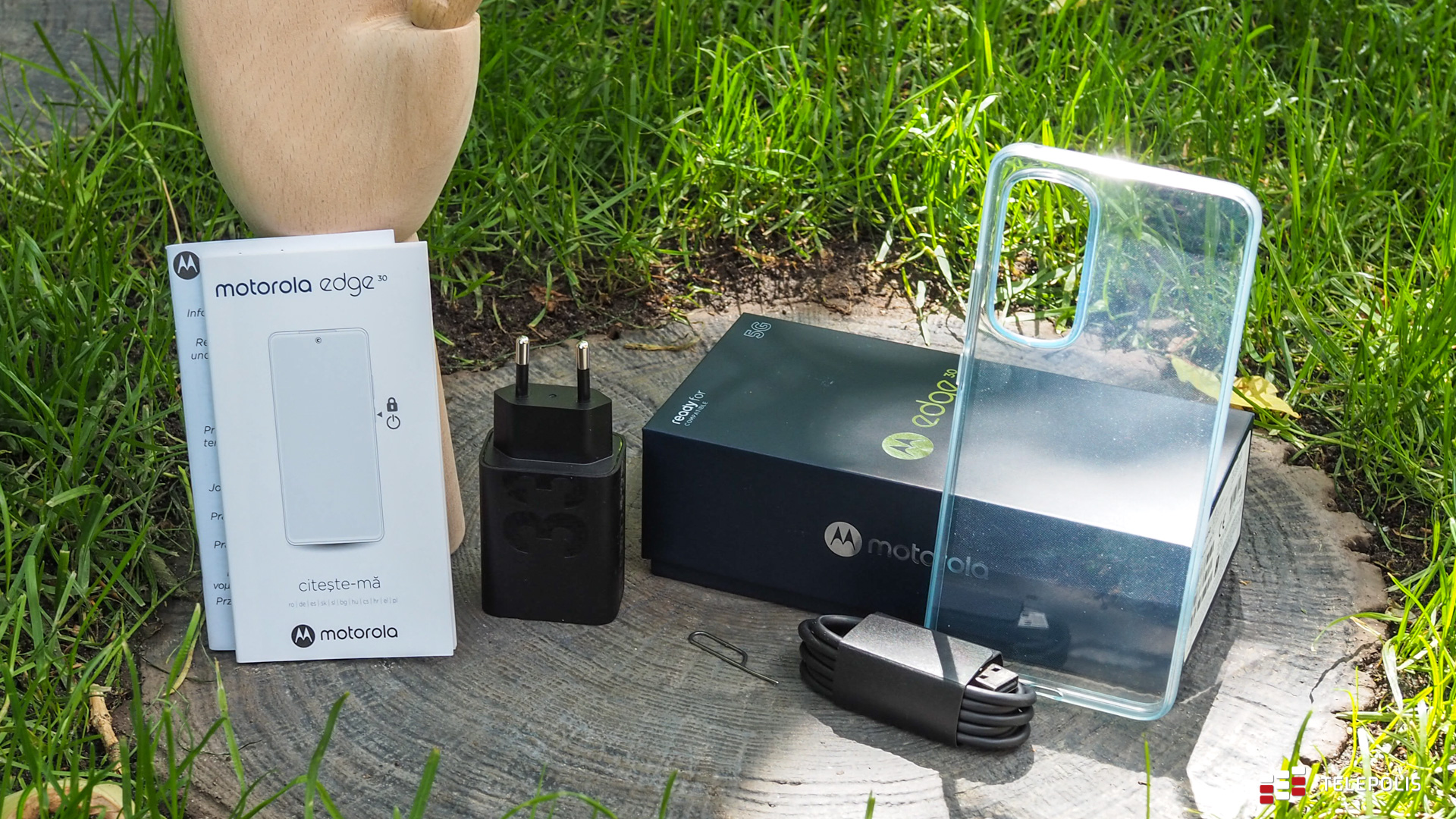 Motorola Edge 30 – smukły i lekki telefon o świetnym wyposażeniu