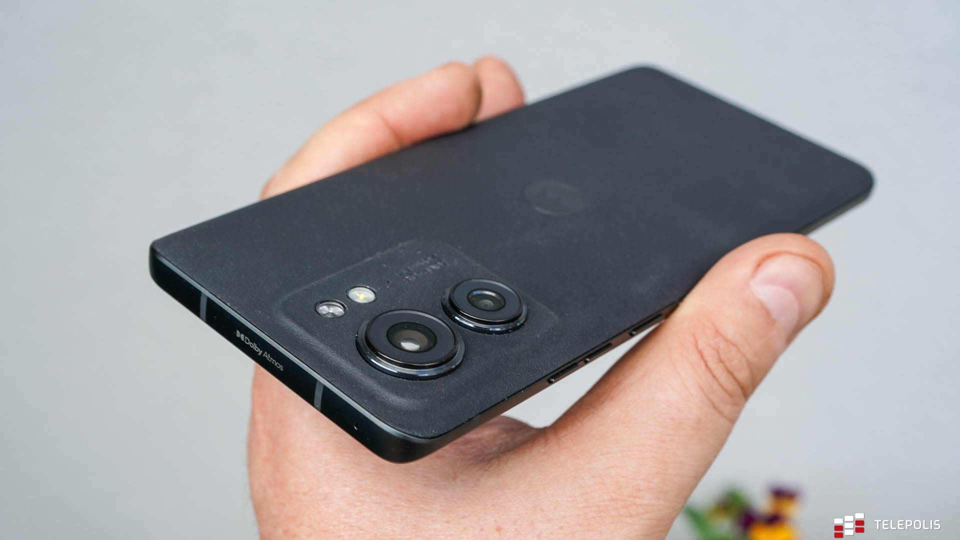 Motorola Edge 40 – mały smartfon o wielkim wnętrzu (test)