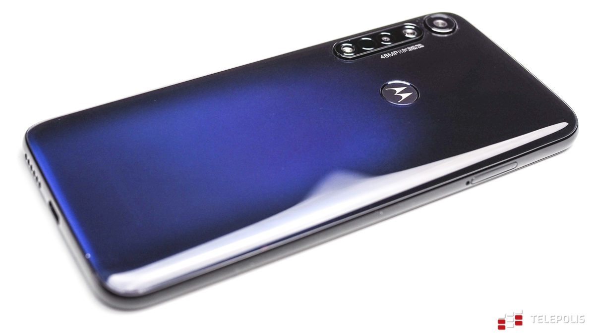 Motorola Moto G8 Plus - niezły telefon, któremu brakuje „tego czegoś”