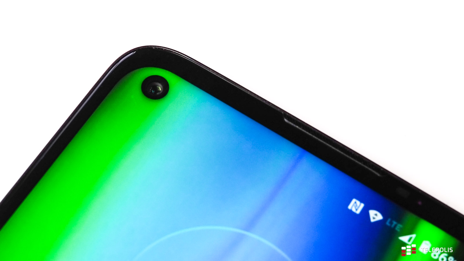 Motorola Moto G9 Plus - telefon dla osób lubiących duże ekrany