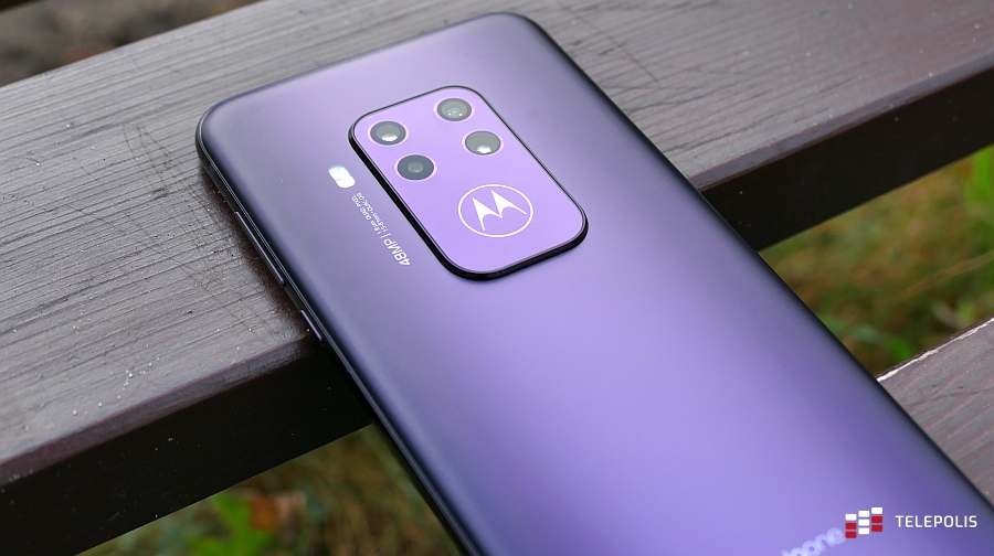 Test telefonu Motorola One Zoom. Najlepszy aparat w ofercie Motoroli
