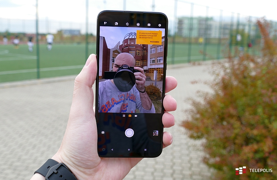 Test telefonu Motorola One Zoom. Najlepszy aparat w ofercie Motoroli