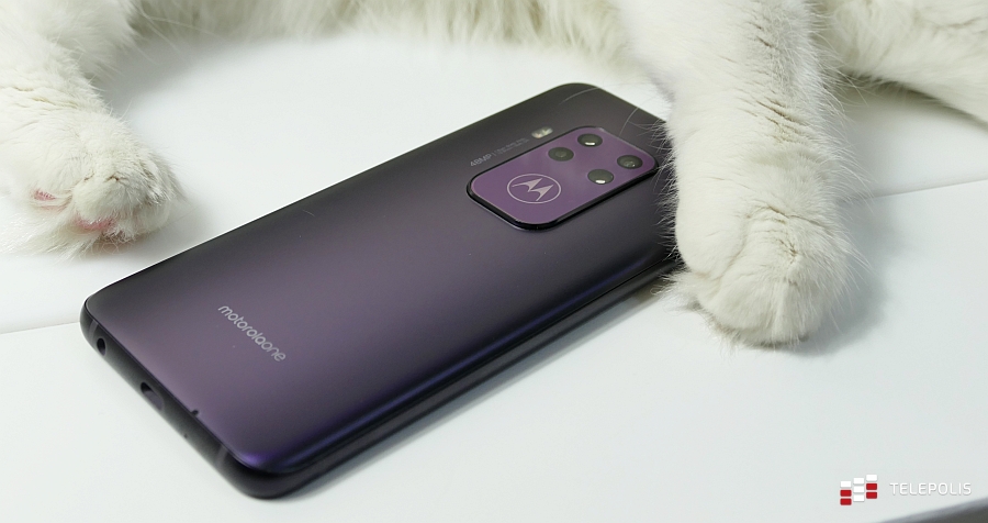 Test telefonu Motorola One Zoom. Najlepszy aparat w ofercie Motoroli