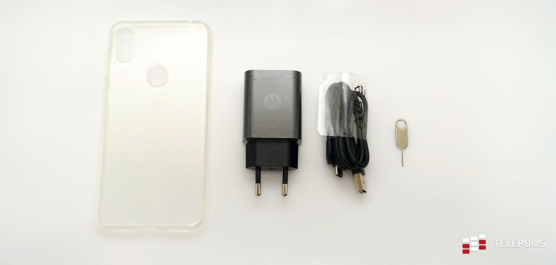 Motorola One przetestowana. Motorola kończy dobry rok udanym smartfonem