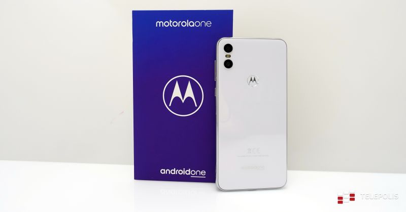 Motorola One przetestowana. Motorola kończy dobry rok udanym smartfonem