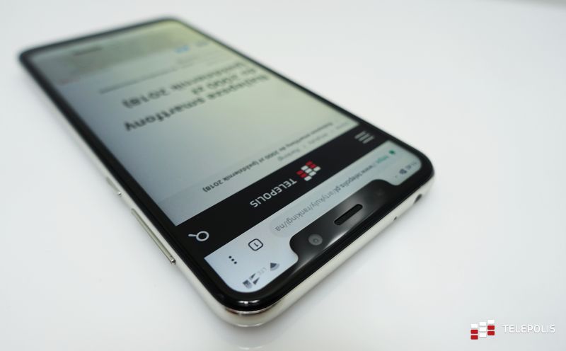 Motorola One przetestowana. Motorola kończy dobry rok udanym smartfonem