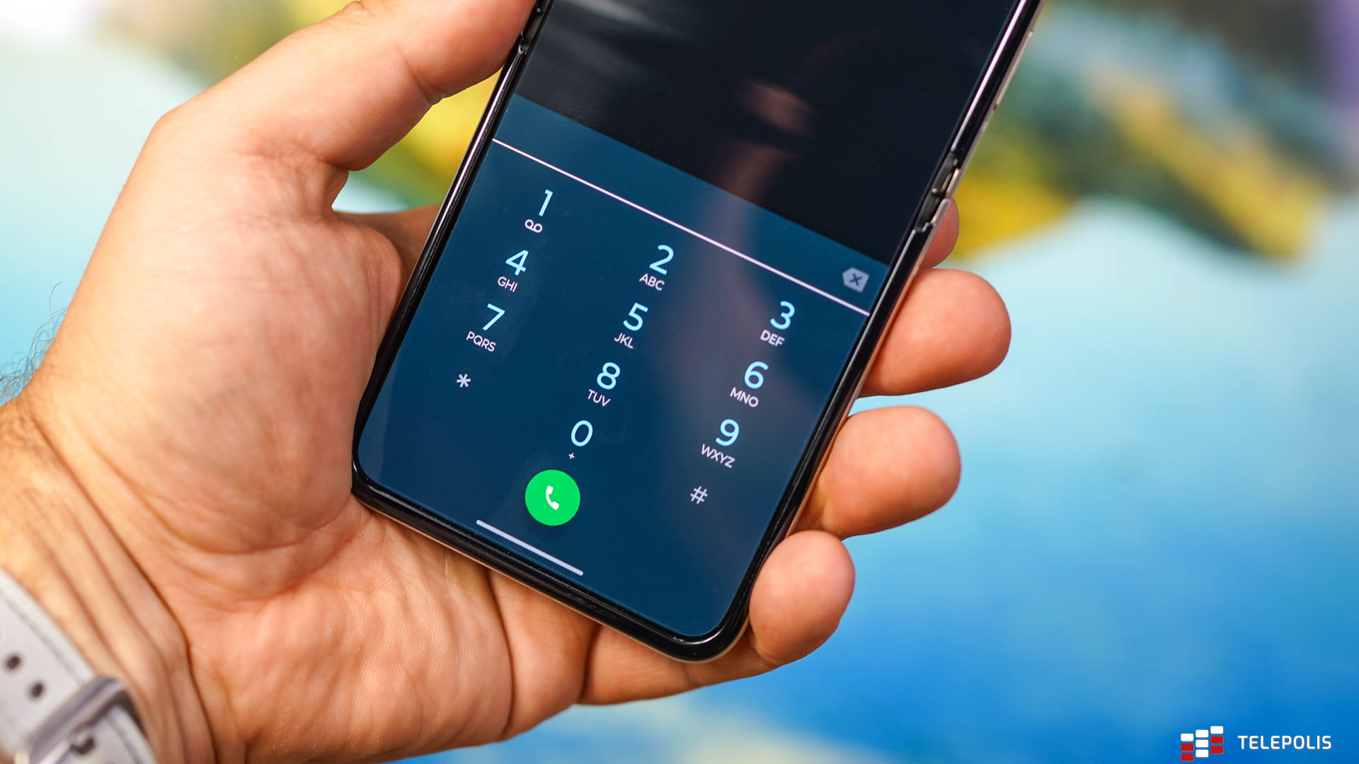 Motorola RAZR 40 – skórzane maleństwo z wielkim wnętrzem (test)