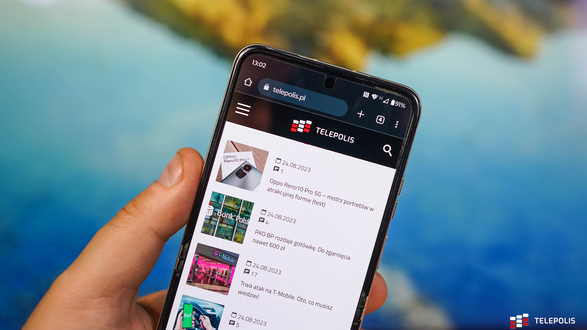 Motorola RAZR 40 – skórzane maleństwo z wielkim wnętrzem (test)