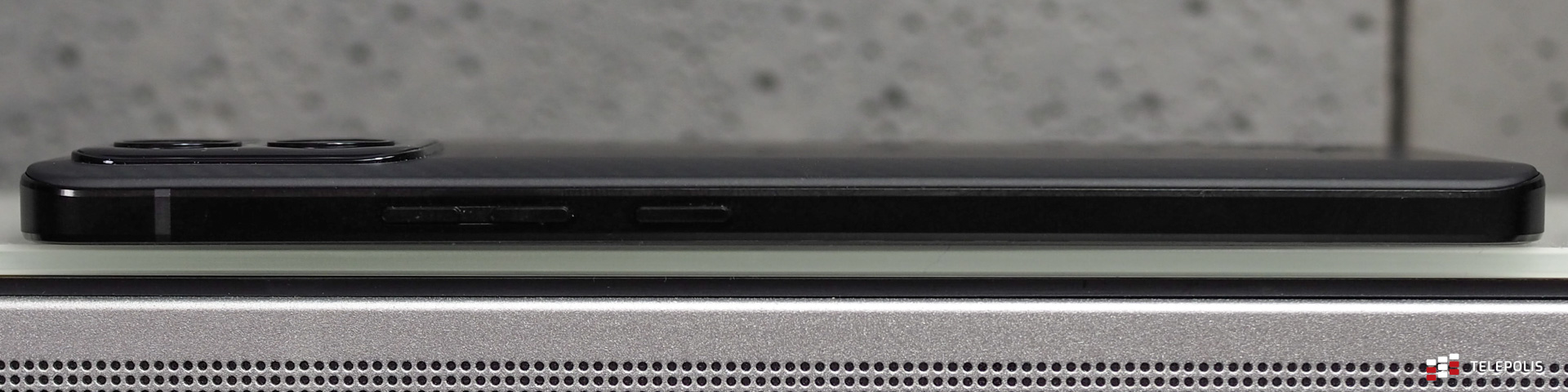 ThinkPhone by Motorola – test. Smartfon z „atomowym” guzikiem
