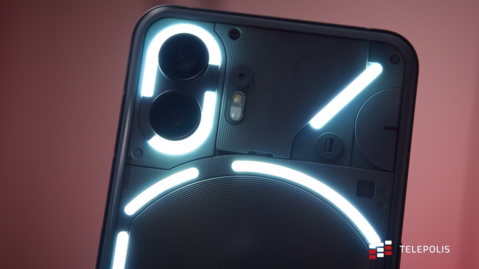 Hit dla indywidualistów. Dwa miesiące z Nothing Phone (2) - test