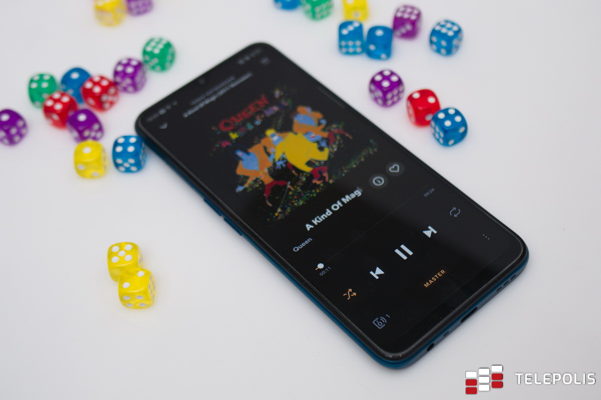 Oppo A9 (2020) – piękny smartfon z brzydkim wnętrzem