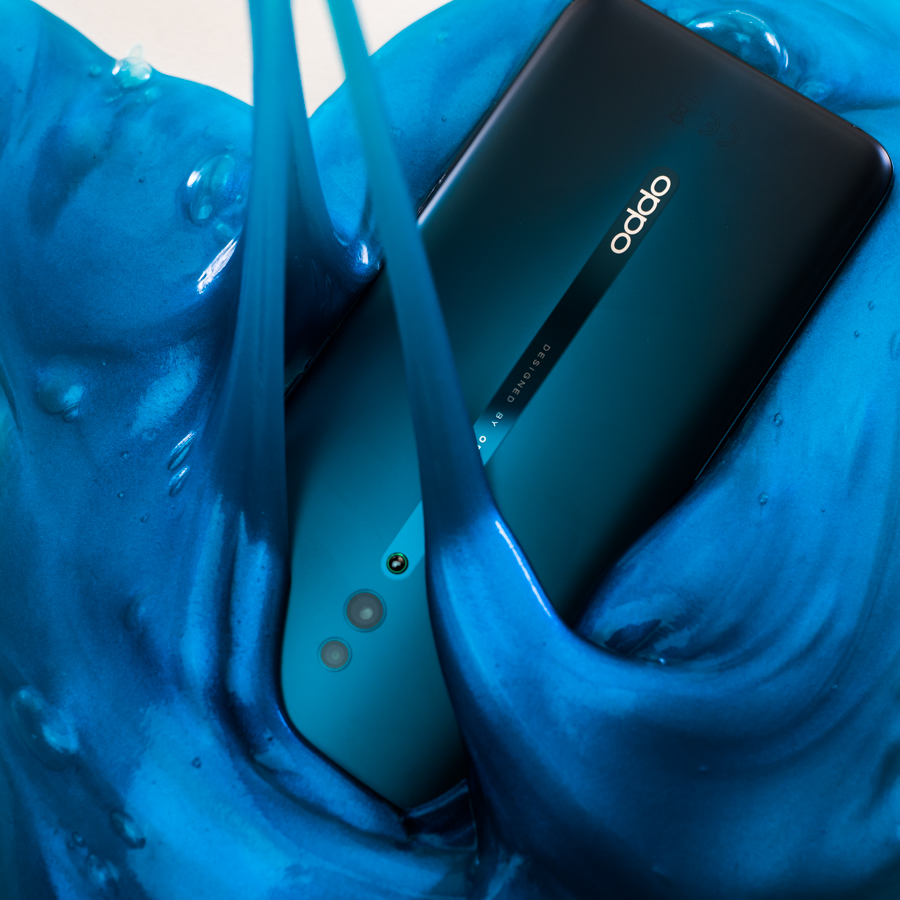 Tanieje Oppo Reno. Od 16 sierpnia telefon kupimy w promocyjnej cenie 1999 zł